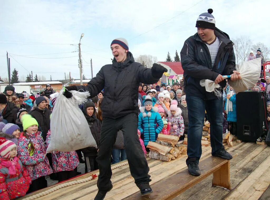 Погода в б мурте на дней. Большая Мурта Красноярский край. Большая Мурта Красноярск. Красноярск деревня большая Мурта. Население большая Мурта Красноярского края.