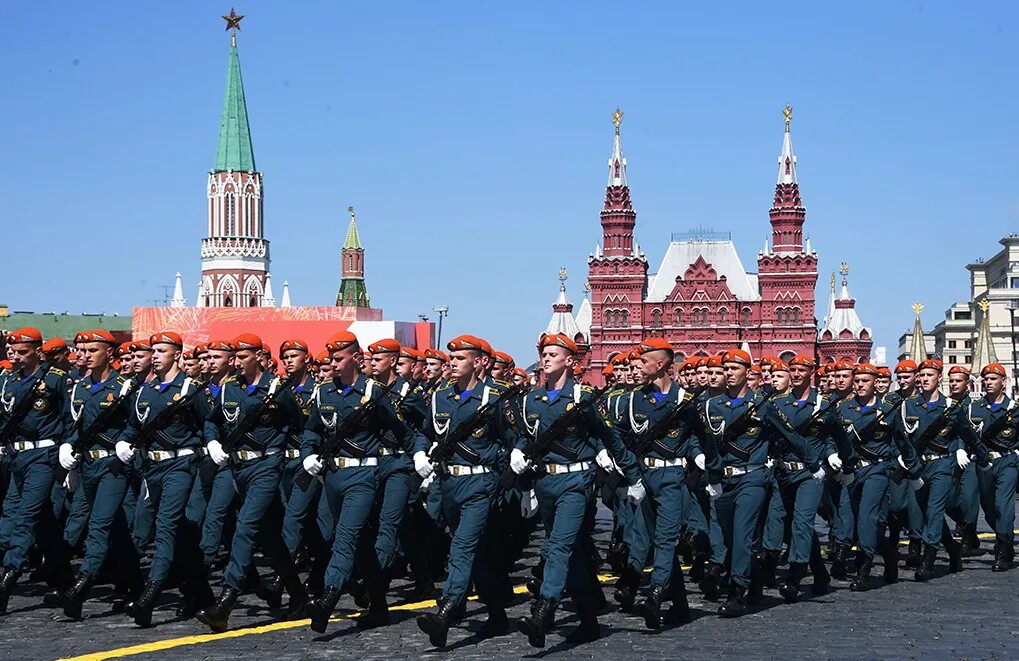 Начала парада победы. Парад Победы 2020 в Москве красная площадь. Парад 2021 на красной площади. 24 Июня парад Победы в Москве на красной площади. Парад на красной площади 24 июня 2020.