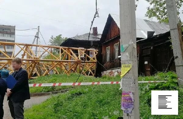 Падение крана в свободном. Падение крана в свободном