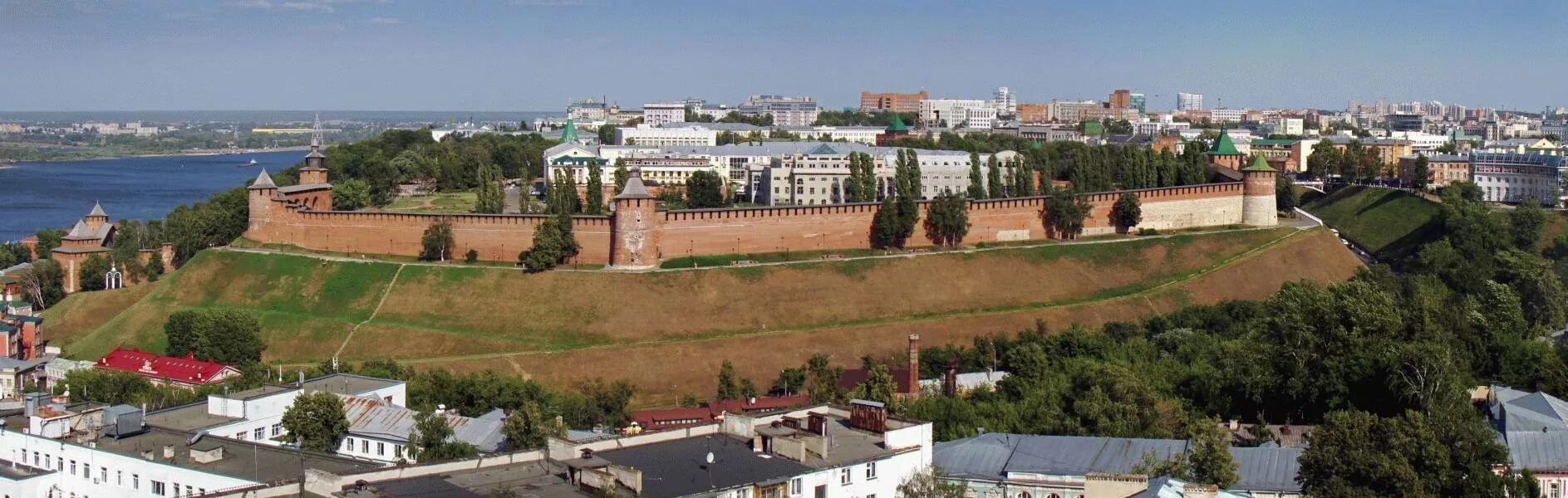 Нижегородский Кремль Нижний Новгород. Нижегородский Кремль 1221 год. Нижний Новгород. Вид на Кремль. Нижегородский Кремль Нижний Новгород вид сверху. Сколько живет в нижнем новгороде