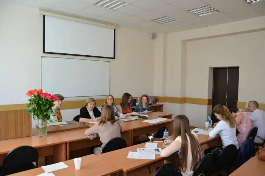 международный московский университет юрфак. мглу факультет психологии. мглу лингвистический факультет. мглу мориса тореза. мглу мориса тореза.