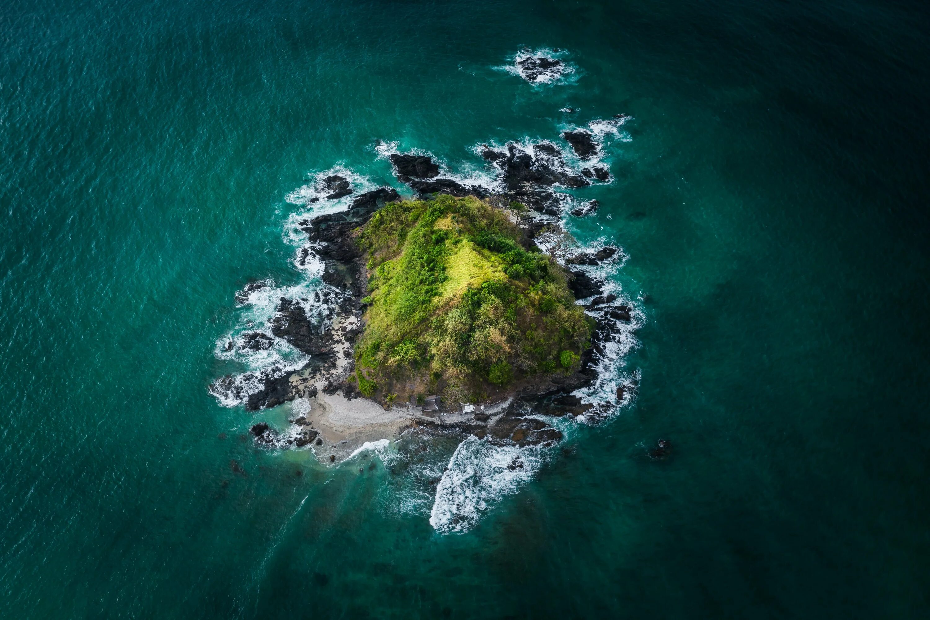 Экран island. Малайзия океан. Остров в океане. Острова и море. Природа океан.