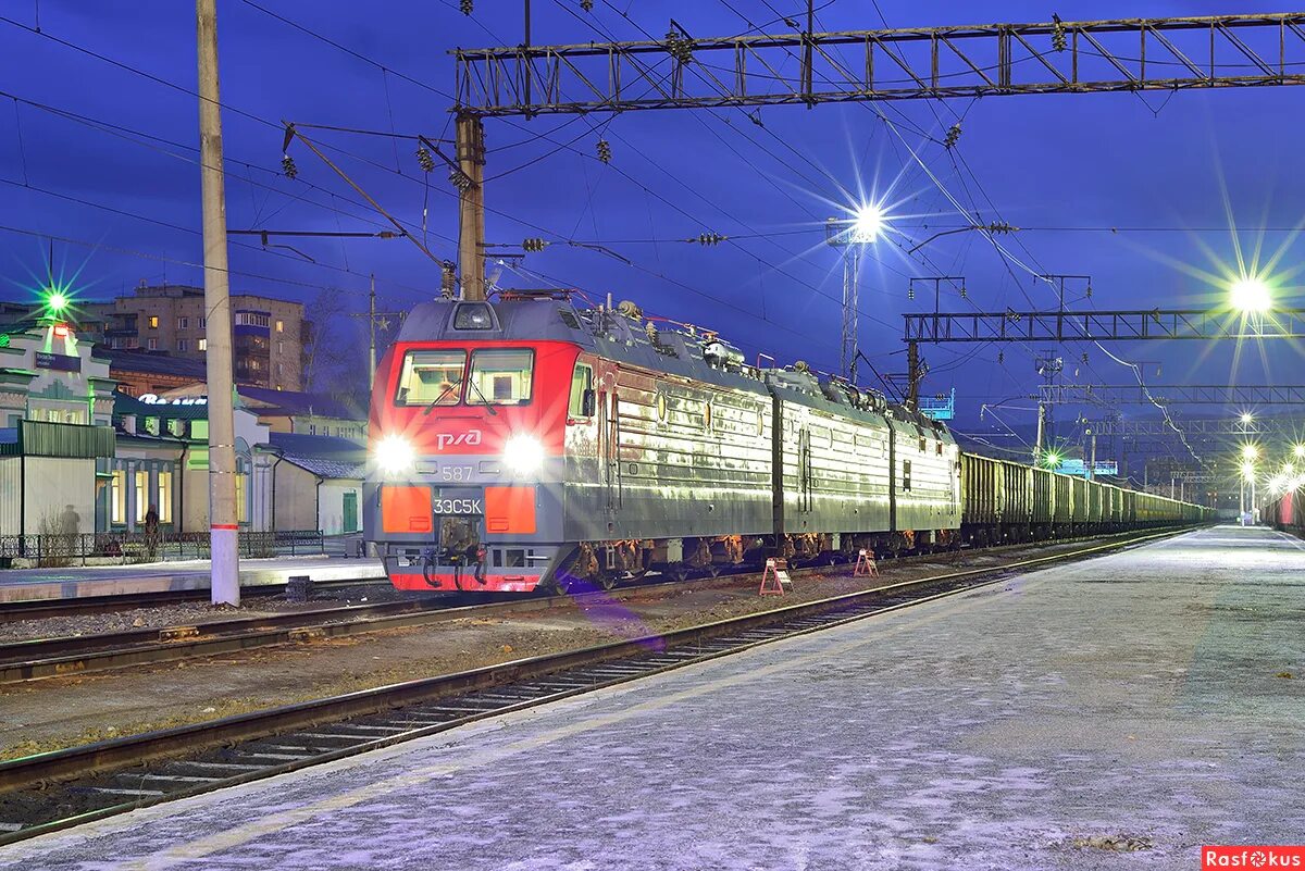 3эс5к станция Лена. Лена (станция). Станция Лена Восточная. Сибирский поезд Россия звезда.