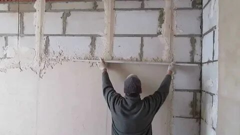 Как выровнять стены в квартире маяками