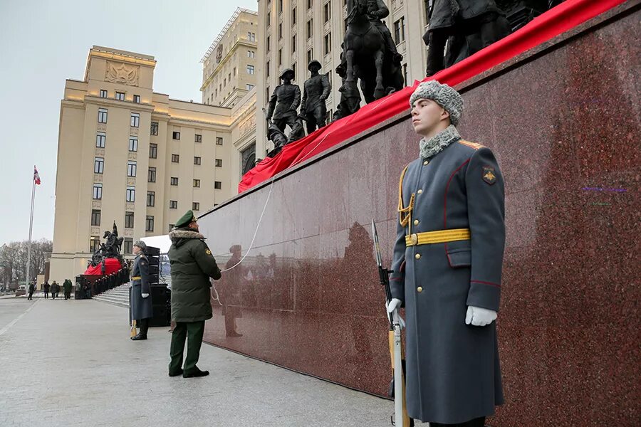 Фрунзенская набережная Министерство обороны. Дом Министерства обороны Москва. Министерство обороны на Фрунзенской набережной внутри. 1 Дом Министерства обороны в Москве.