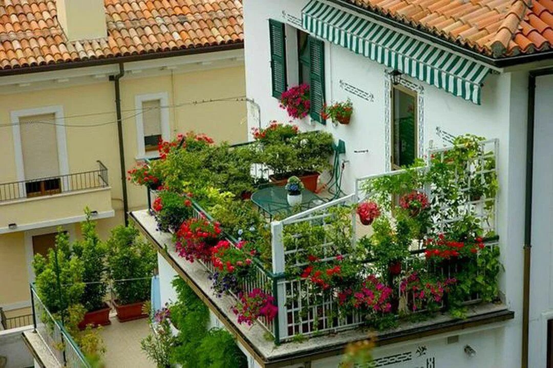 Balcony перевод