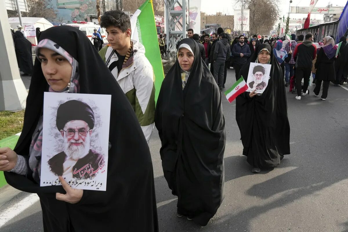 Последние войны ирана. Исламская революция в Иране. Мусульманские войны. Иранская революция 1979. Иран после исламской революции.