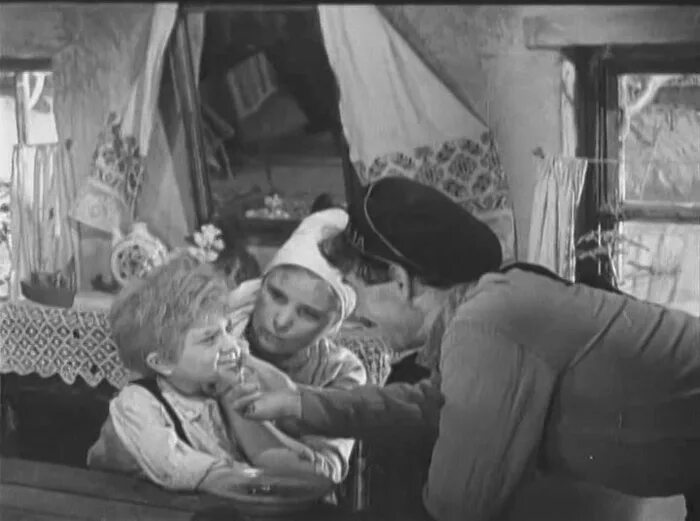 Вот выпадут у тебя зубы дедулюшка. Зубы выпадут жевать не буду. Зубы выпадут жевать не буду. Зубы выпадут жевать не буду. Вот выпадут у тебя зубы я тебе жевать не буду.