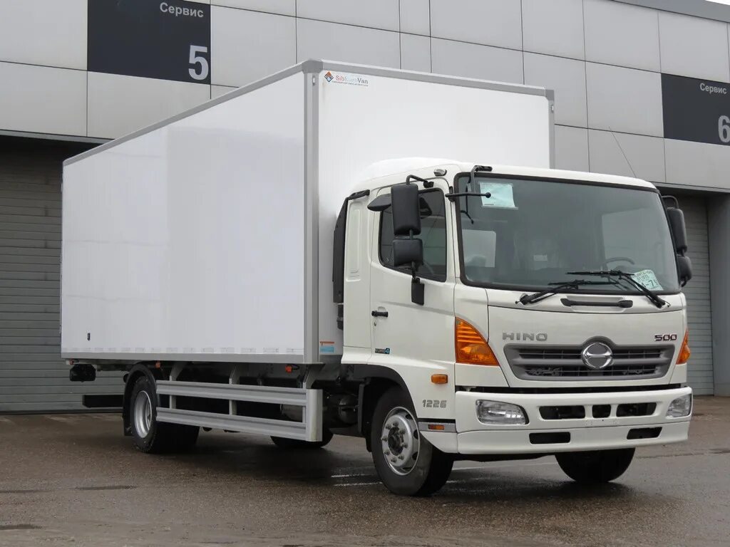 Хино 500 gd8. Хино 500 изотермический фургон. Автофургон Hino 500. Hino 500 GD. Купить грузовик хино