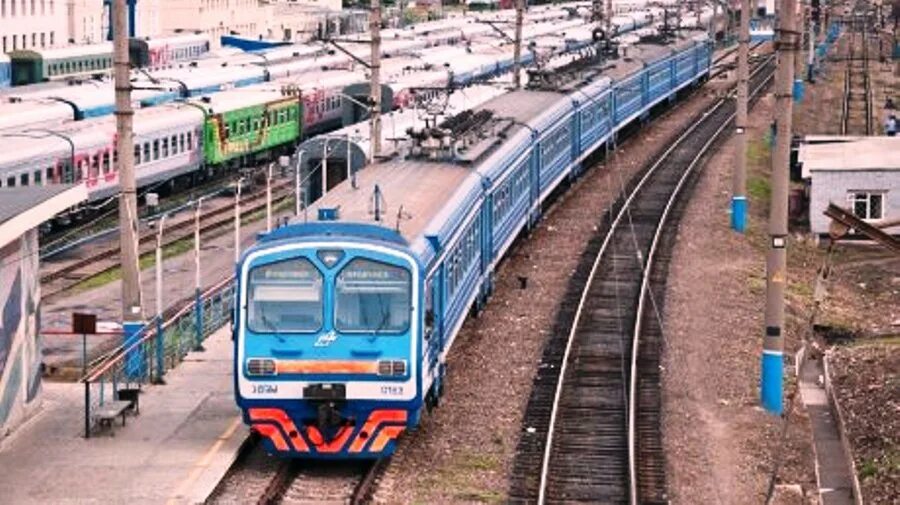 Электричка Пенза Ртищево. Электропоезд Ртищево Пенза. Электричка Ртищево. Ртищево Пенза поезд. Электричка сердобск ртищево