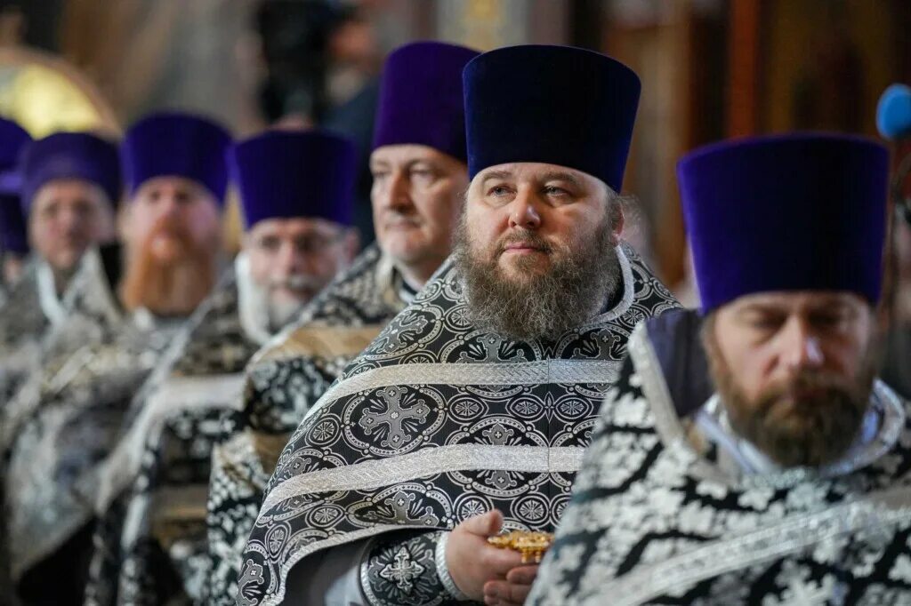 Протоиерей анатолий родионов. Виктор московский настоятель храма. Протоиереи москвы. Михаил важнов москва протоиерей. Протоиерей виктор мноян.