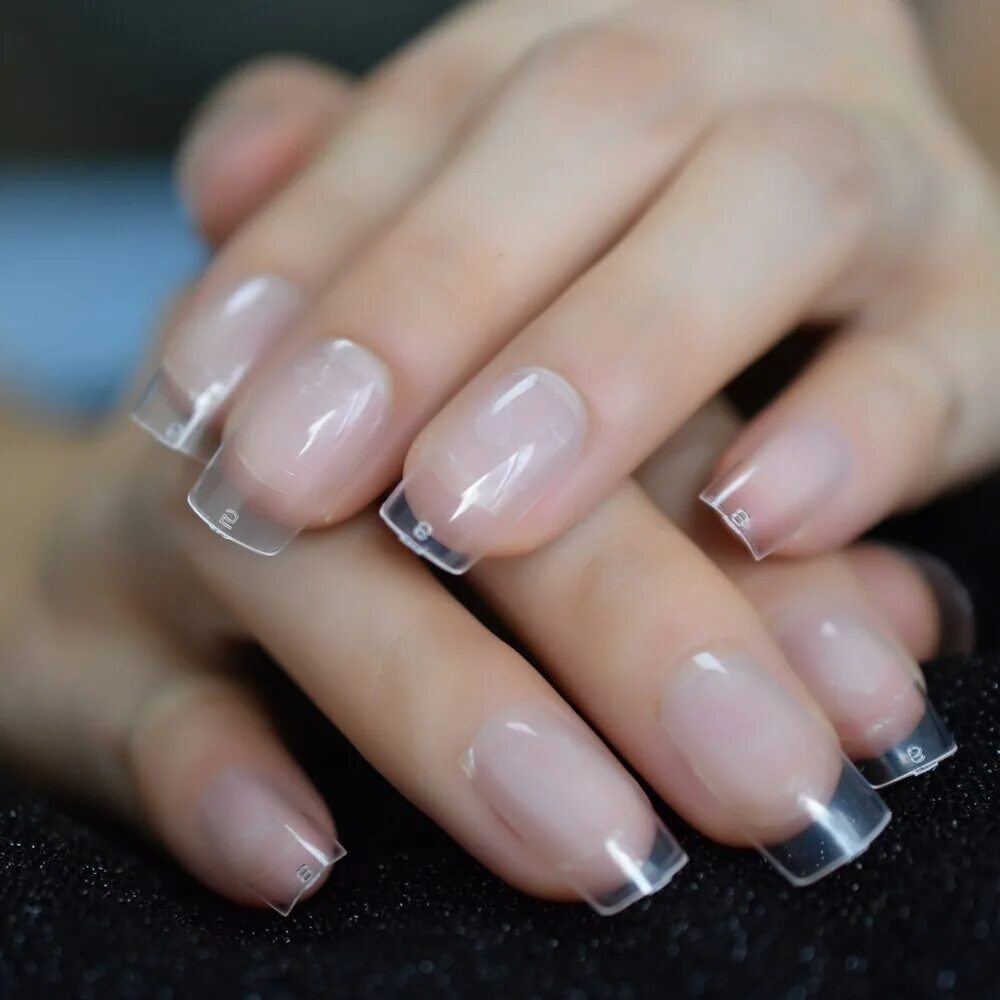 White Crescent Fake Nails Press On Clear Glitter Pattern Short Oval Artificial N