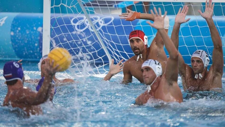 Мяч для плавания. Сайты водное поло. Water polo men. Водное поло дети. Волейбол на воде.
