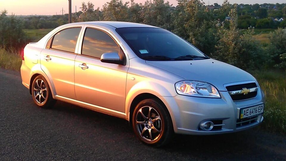 Купить шевроле авео т 250. Chevrolet Aveo т250. Шевроле Авео т250 седан. Chevrolet Aveo t250 седан. Chevrolet Aveo 1 (t250).