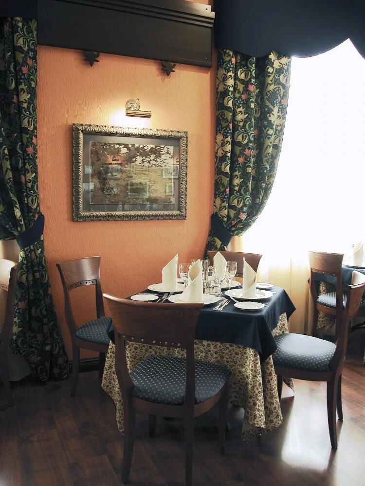 Славянский базар никольская. Ресторан славянский базар в москве на никольской сейчас. Рестораны в одинцово славянская. Ресторан славянский базар в москве на никольской. Славянка ставрополь ресторан.