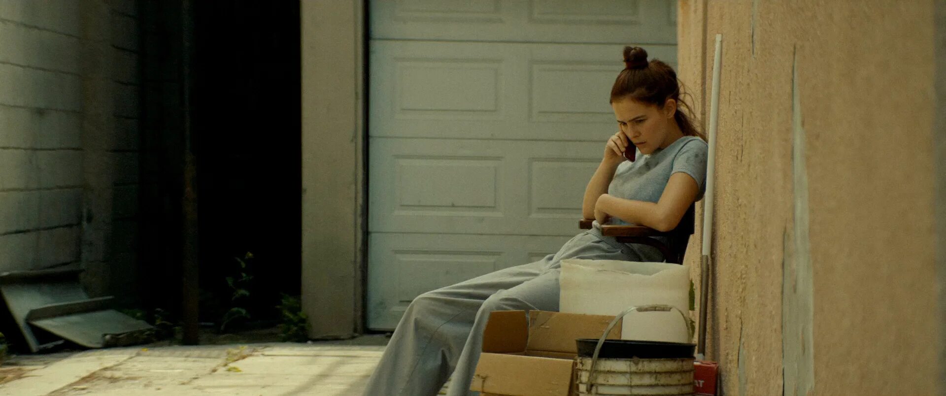 девушка коллектор