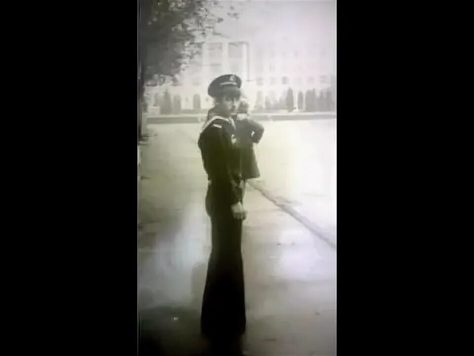 Гребальская певица недотрога. Побудь недотрогой всего лишь два года. Нежная любовь. Побудь недотрогой всего лишь два года. Побудь недотрогой всего лишь два года.