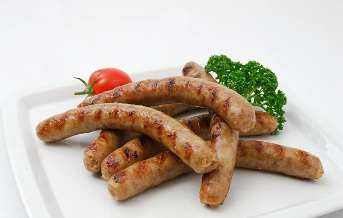 Сколько времени жарить купаты свиные. Купаты дарницкие пестречинка. купаты юргамышские колбасы. шпикачки и купаты. тюрингские колбаски.