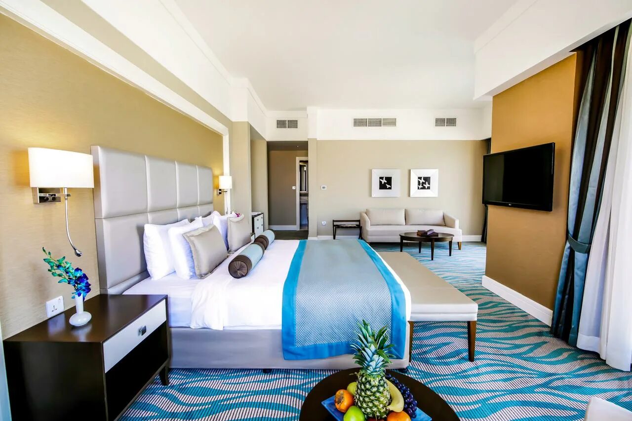 Khorfakkan resort & spa 4*. Оаэ,рас-эль-хайма,rixos bab al bahr. Soft all inclusive в оаэ. Soft all inclusive в оаэ. Отель riu дубай фото.