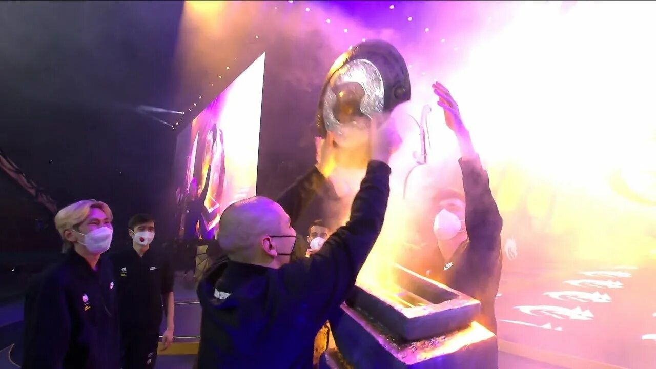 Спирит дота выиграла. Спирит дота выиграла. Team spirit dota 2 international 2021. Спирит дота выиграла. Спирит дота выиграла.