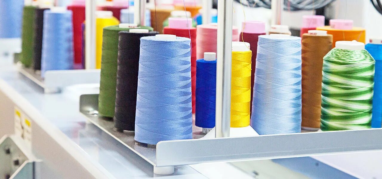 Производства текстильная продукция. Текстильная промышленность. Текстильная и легкая промышленность. Текстильное производство. Продукция текстильной промышленности.