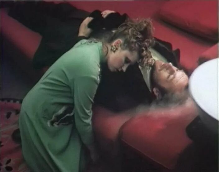 астенический синдром кира муратова 1989. астенический синдром кадры кира муратова. астенический синдром муратовой. астенический синдром кира муратова. астенический синдром фильм киры муратовой.