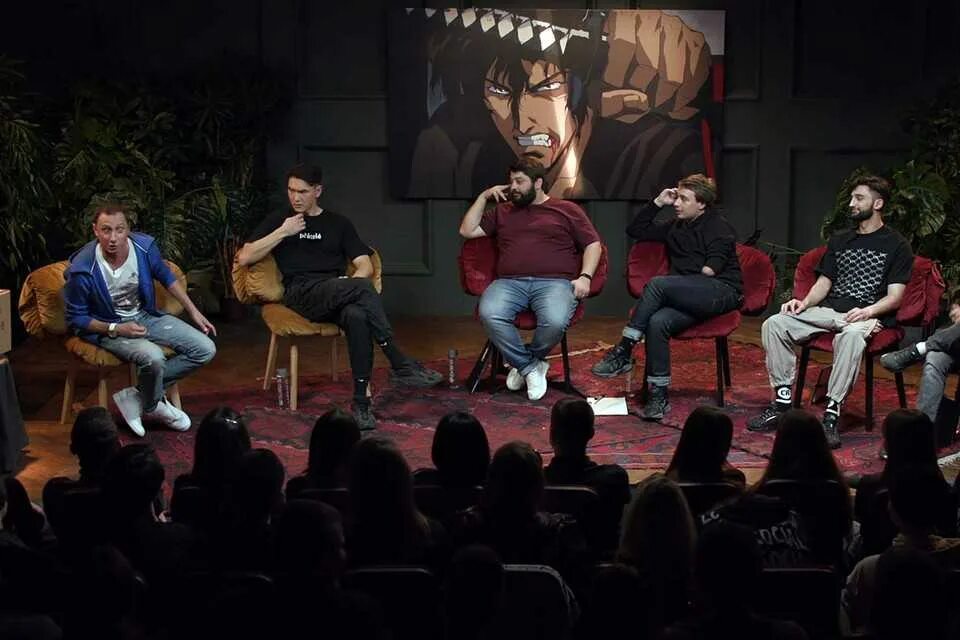 Альберт арсланов бармен шоу. Тв шоу российские веселые. Комедийное шоу. Шоу лунеговых. Австралийский цирк оз.