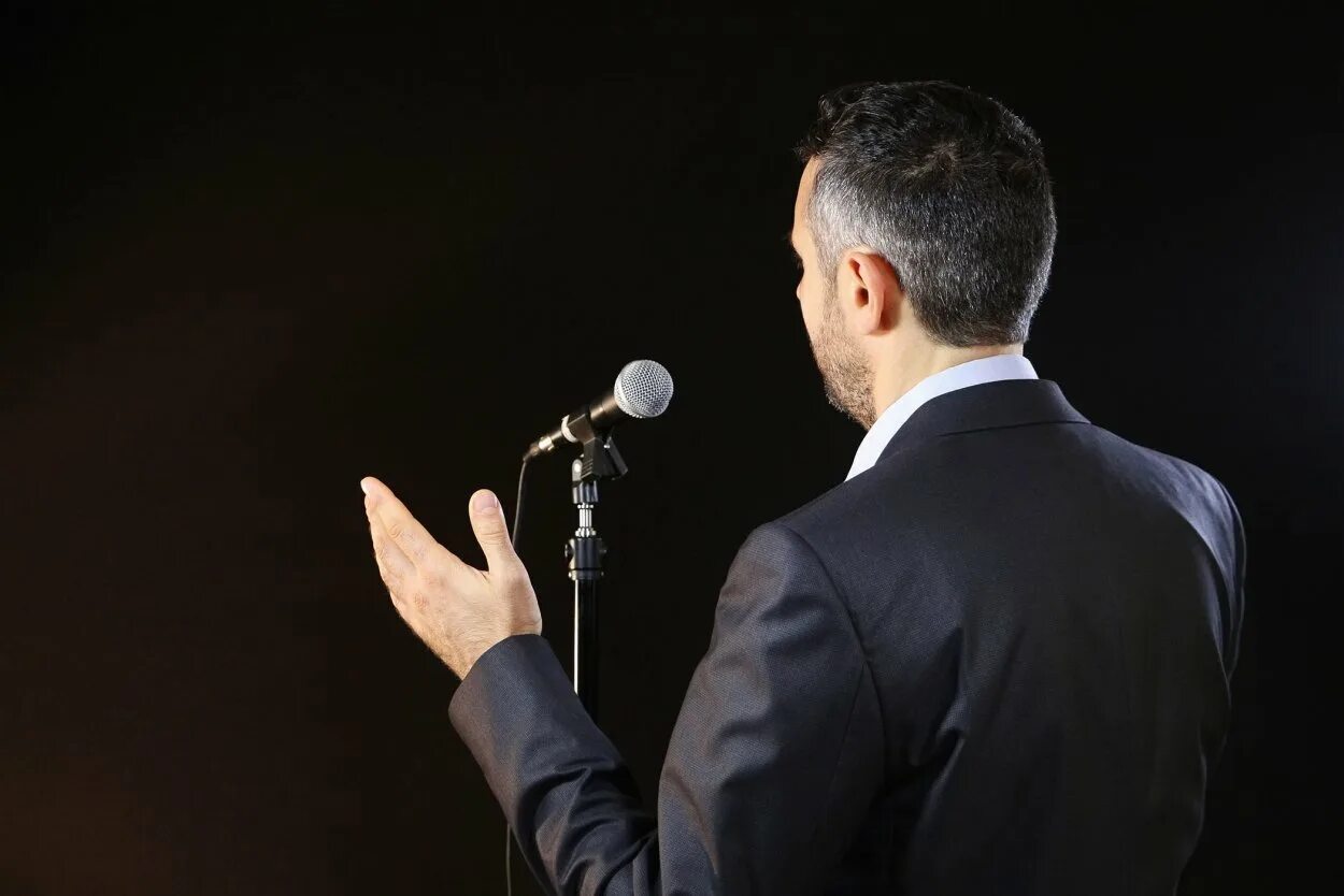 Кноллер, мартин. Чезаре маккари (1888) заседание римского сената. Цицерон оратор рима. Цицерон речь катилины. Ораторство в древней греции.