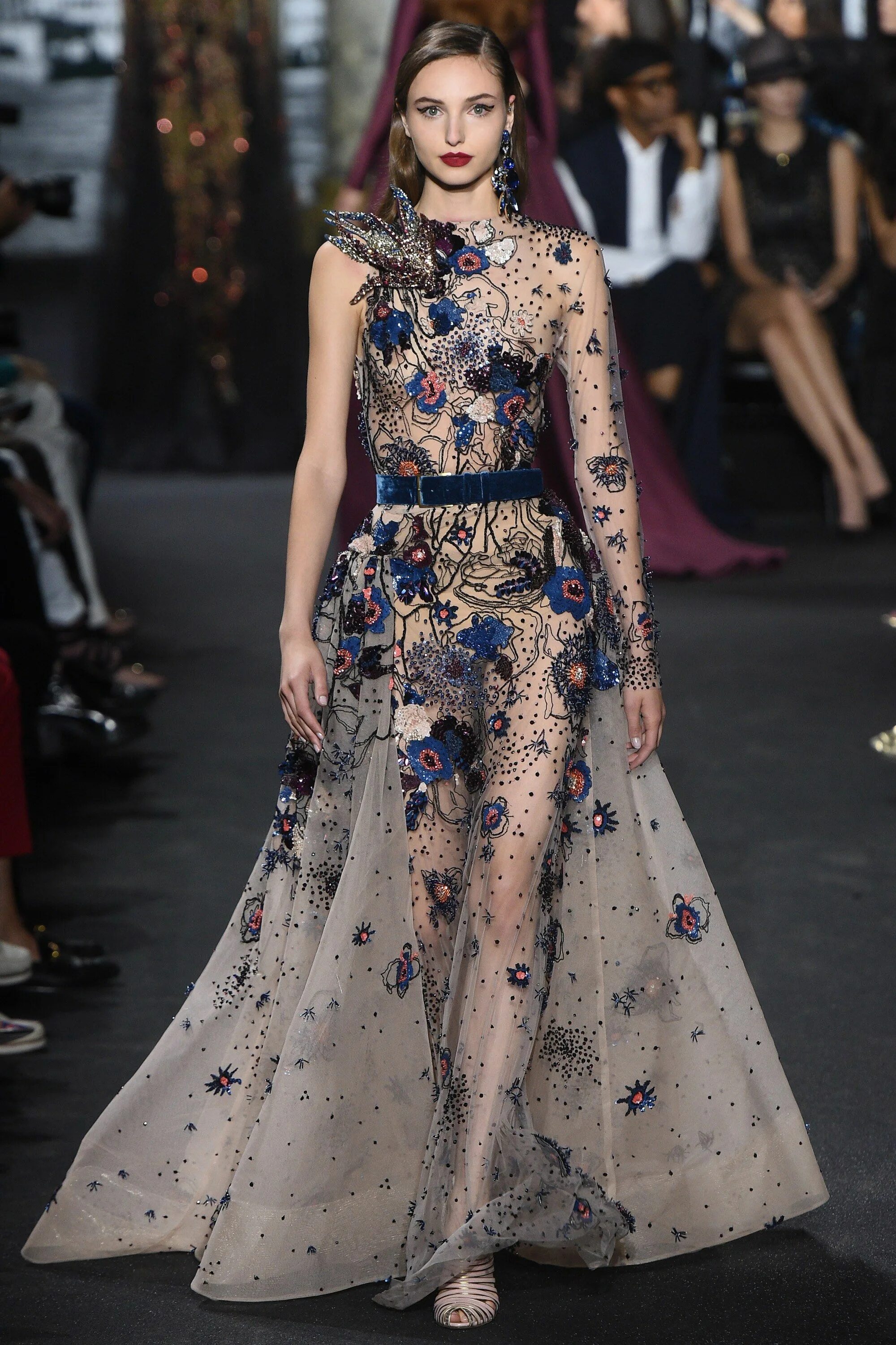 Carolina Herrera Spring 2019 Ready-to-Wear Fashion Show Fashion dresses, New yor