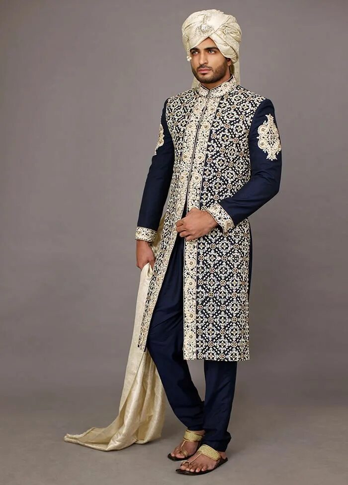 Турецкие мужские костюмы купить. Sherwani. Мужская одежда Шервани Индия. Восточный костюм мужской. Турецкий национальный костюм мужской.