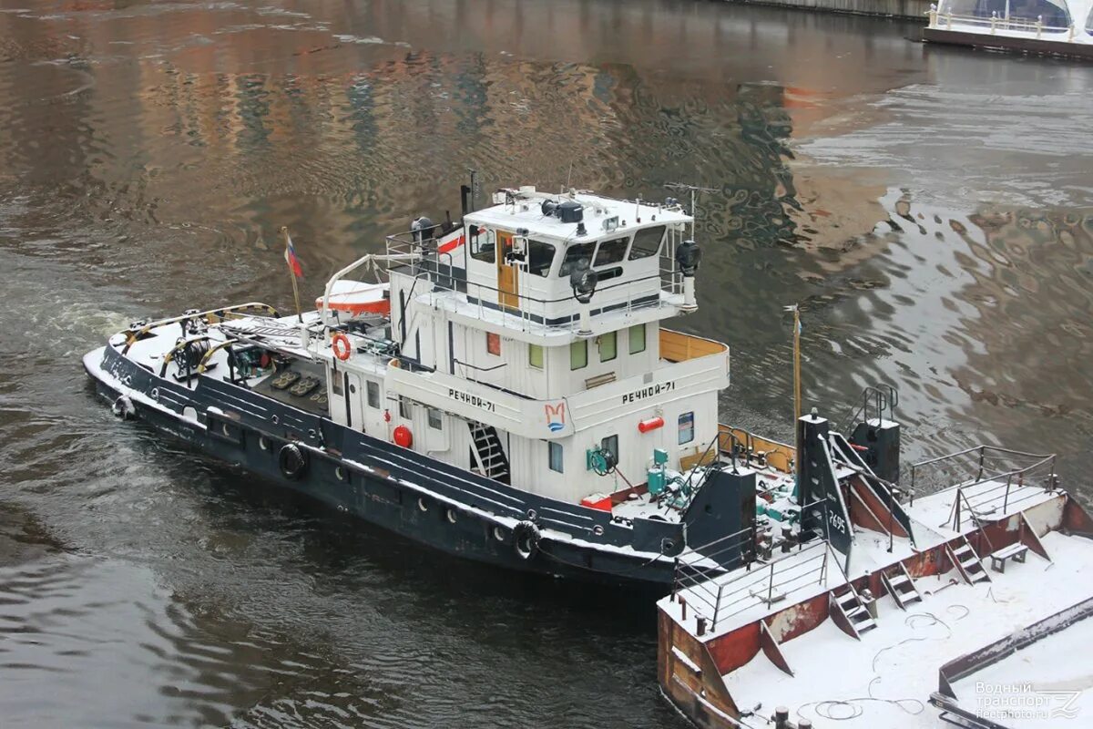 Буксир толкач. Буксир толкач анабар. Речной буксир толкач. Теплоход дунайский 65. Буксир толкач рт.