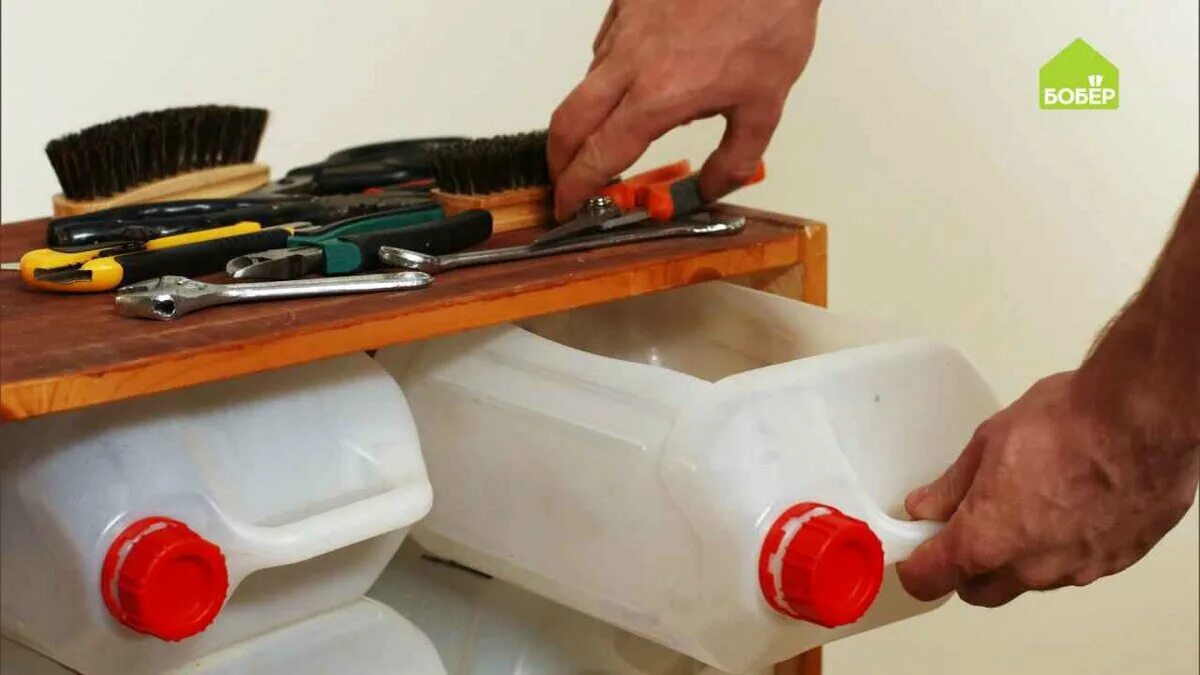 Что можно сделать из старой канистры regadera Detergent bottle crafts, Plastic crafts, Diy detergent