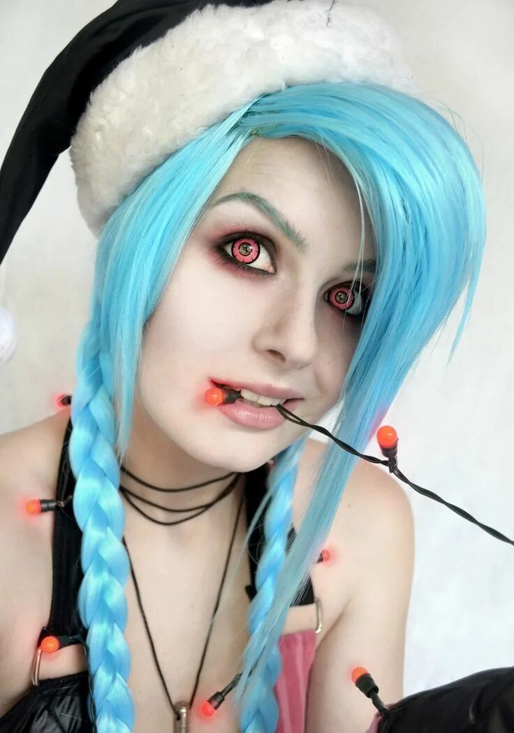 Jinx cosplay. Джинкс Китти косплей. Джинкс косплей. Джинкс косплей парень.