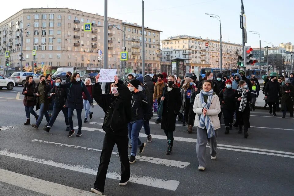 Антивоенные протесты в Москве. Митинги СПБ 2022. Протесты в Петербурге.