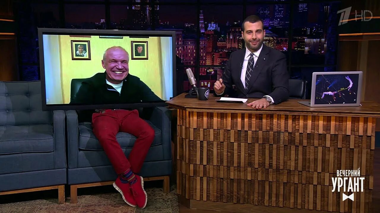 антон лапенко у урганта. вечерний ургант лапенко. юрий дудь и иван ургант. эмин агаларов вечерний ургант. иван ургант вечерний ургант 2022.
