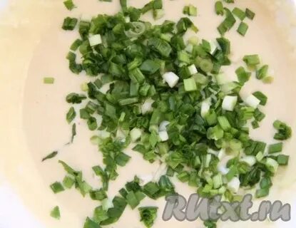 Вареное яйцо зеленый лук кефире