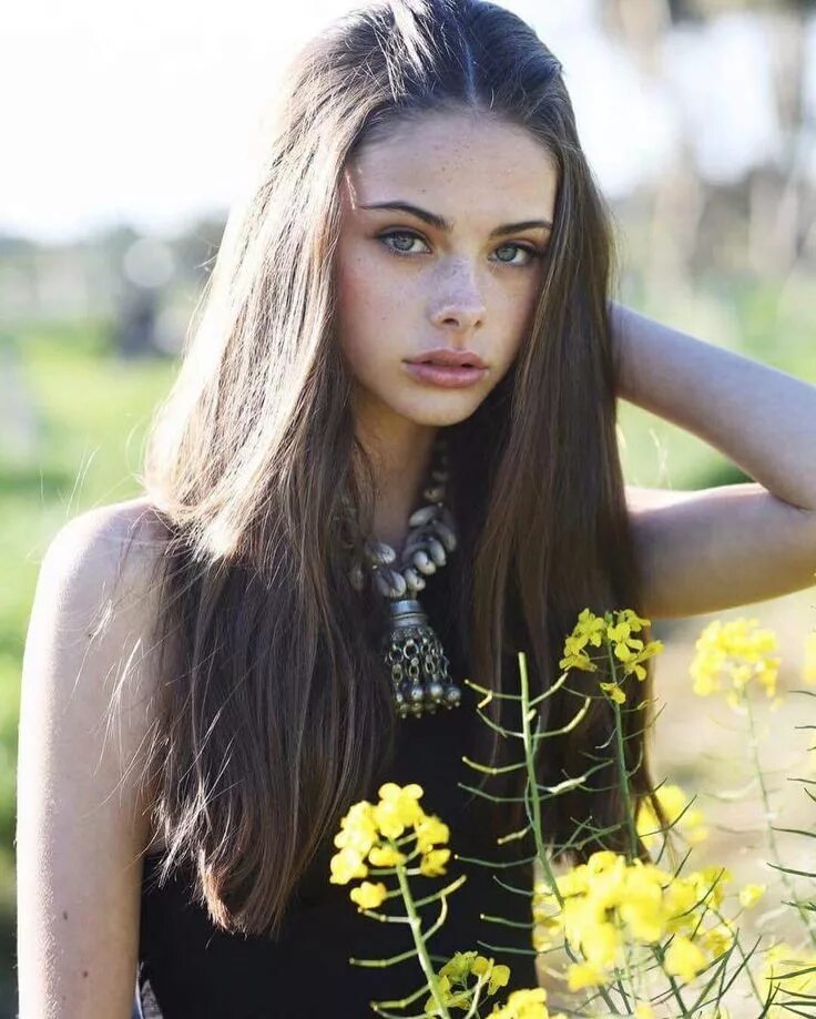 Картинка красивая девочка подросток. Meika Woollard. Meika Woollard Victoria. Meika Woollard age. Девушки подростки.