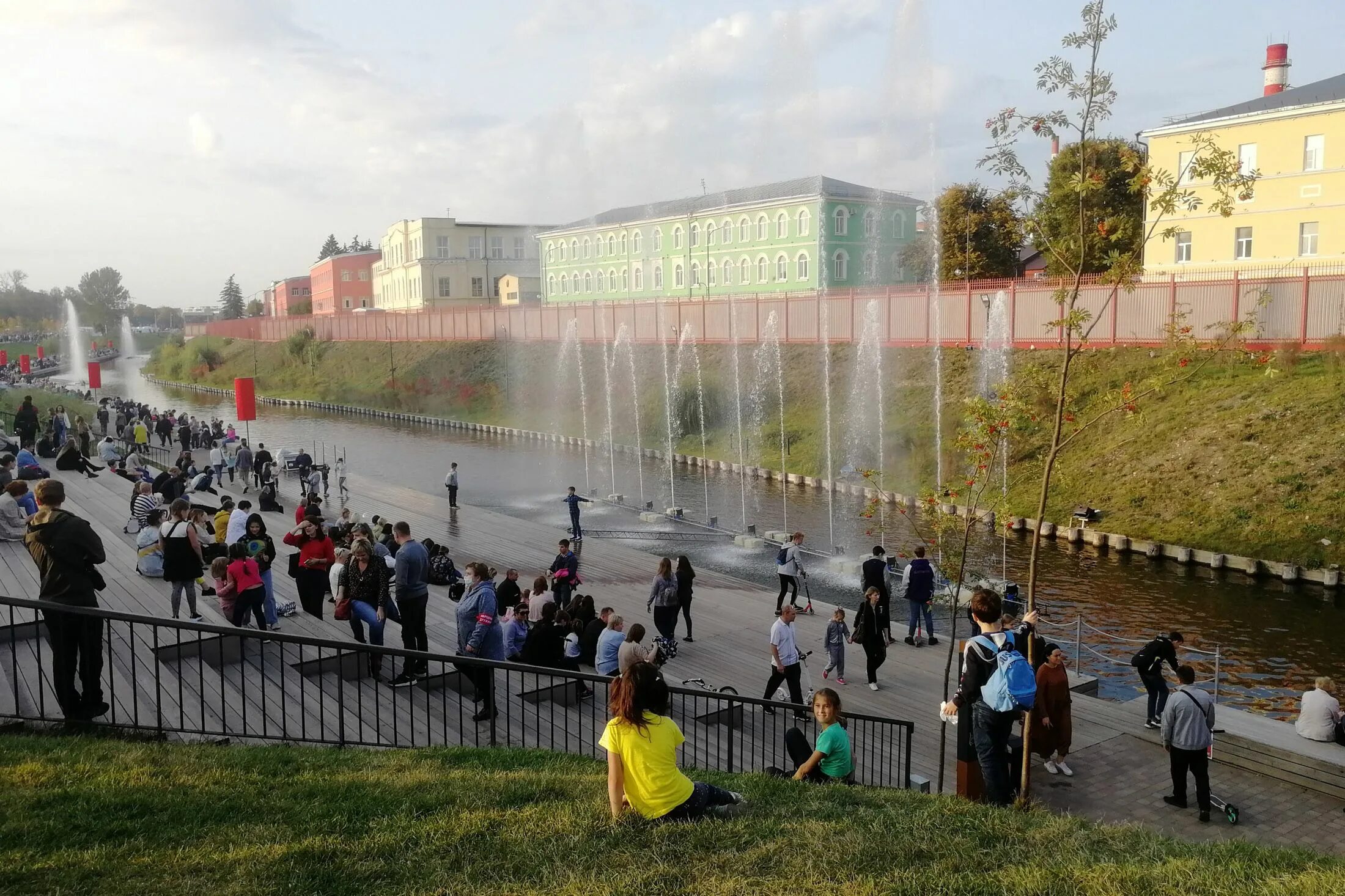 Город тула день города. День победы тула салют. Салют в туле 9 мая. Празднование в туле. Празднование в туле.