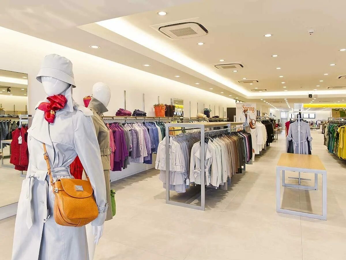 Intrend max mara аутлет италия. магазины в италии. итальянская продуктовая лавка. Eataly в москве. лавка с едой.