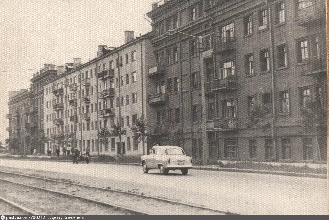 История домов новосибирска. Ул Большевистская Новосибирск. Улица Станиславского Новосибирск 1950. Площадь Станиславского 1960. Новосибирск, Станиславского, дом 14.