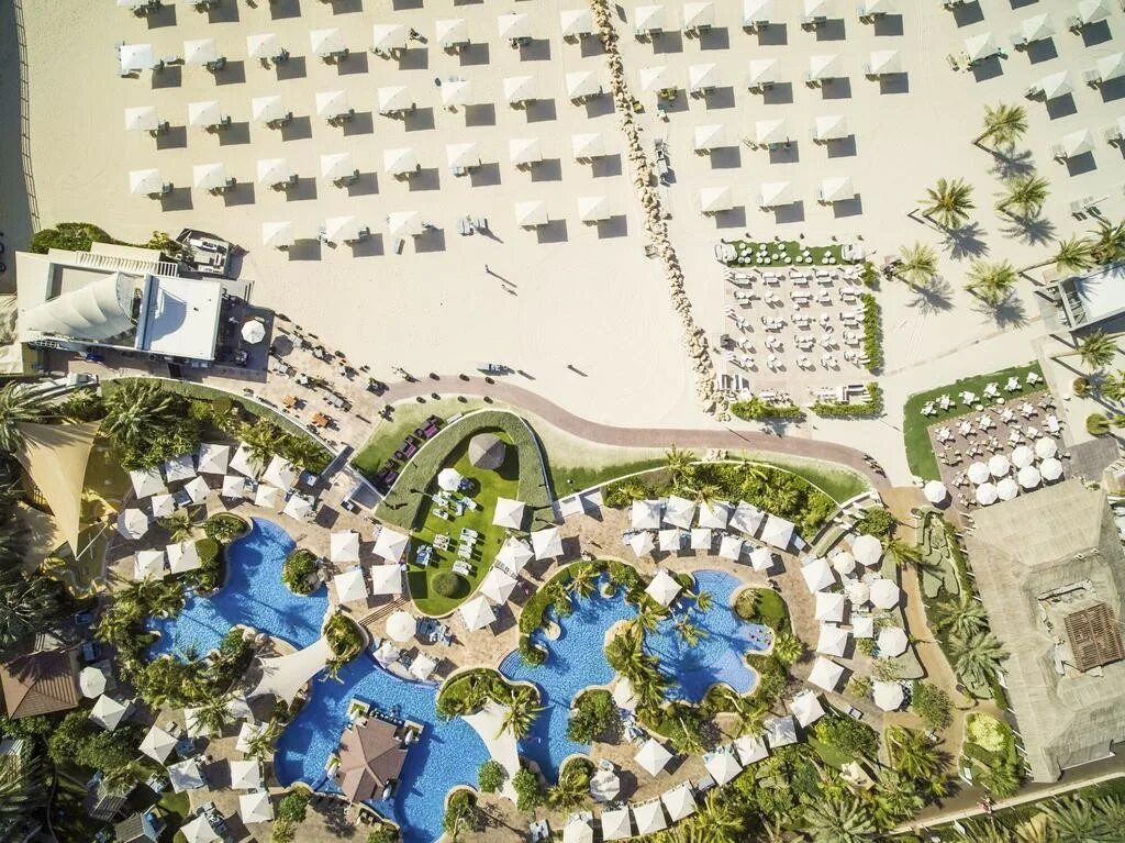 Карта джумейра бич с отелями. Jumeirah beach hotel 5. Отель рядом с парусом в дубае джумейра бич. Джумейра отель волна. Пляж джумейра в дубае.