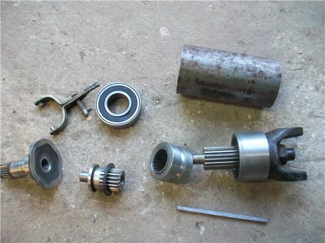 Отключение переднего привода на шевроле нива. Самодельное отключение переднего моста. Привод масляного выключателя. Отключение привода. Отключение привода.