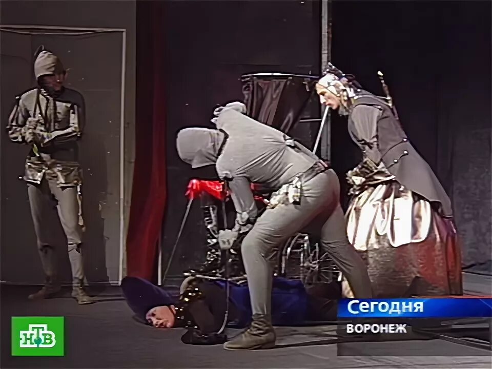 Неказиста жизнь народного артиста. Нелегка и неказиста жизнь народного артиста. жизнь народного артиста тяжела. тяжела и неказиста жизнь народного артиста картинки.