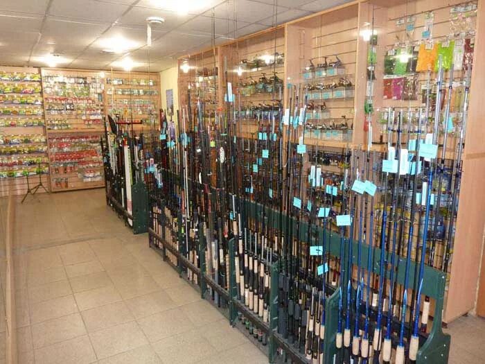 Рыболовный магазин хищник. Рыболовный магазин ассортимент товара. Рыболовные магазины в Орле. Рыболовные магазины в Пензе.