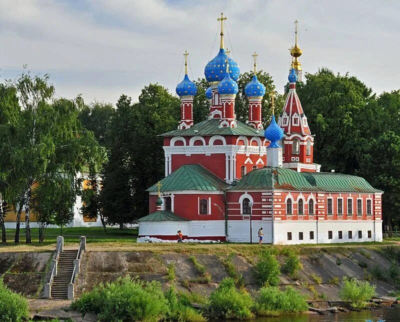 Углич церковь царевича димитрия. Церковь димитрия на крови углич. церковь царевича дмитрия в угличе. церковь царевича дмитрия на крови углич. углич город храм дмитрия.