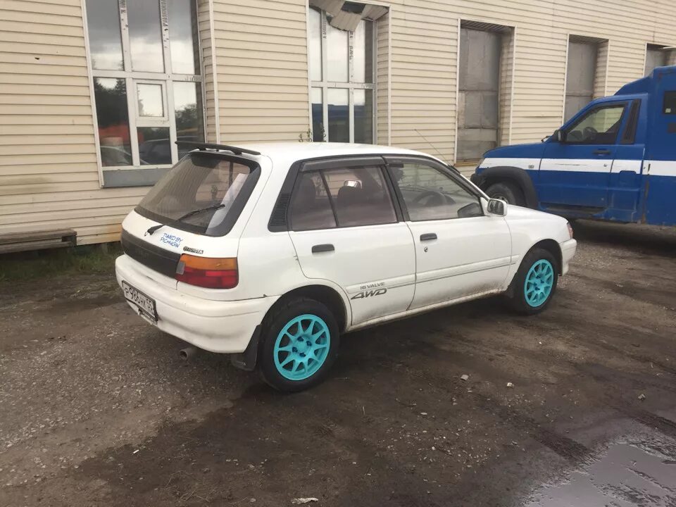 Тойота старлет иркутск. Toyota Starlet 1991. Toyota Starlet 1991 1.0. Toyota Starlet 4wd. Тойота Старлет 1991.