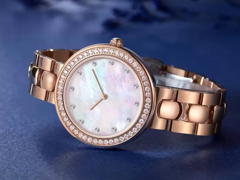 Watch gold отзывы. Michael kors mk5896. Часы luxury quartz. Armitron diamond. Золотые часы голд тайм модель 8020.