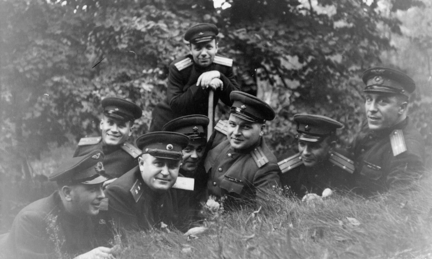 Что такое смерш. Военная контрразведка смерш. смерш 1945. отряд смерш. офицер контрразведки смерш.