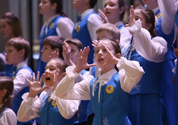 Детские хоры москвы. Хор синяя птица Гилельса. Хор синяя птица Антипин. Хор синяя птица Чертаново. Гилельса музыкальная школа.