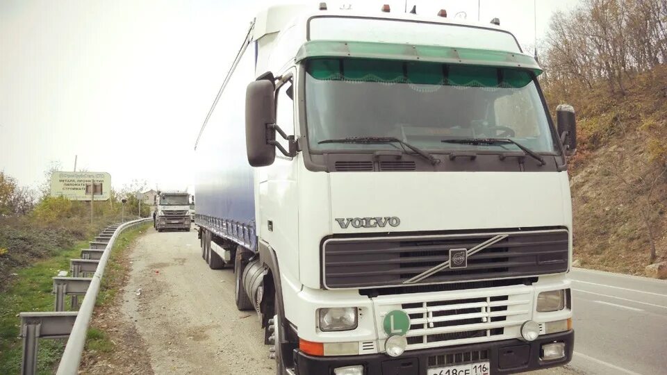 Вольво fh12 1995. Volvo fh 12 1995. Вольво фн 12 сцепка. Volvo fh 12 1995. Вольво fh 12 1995 г.